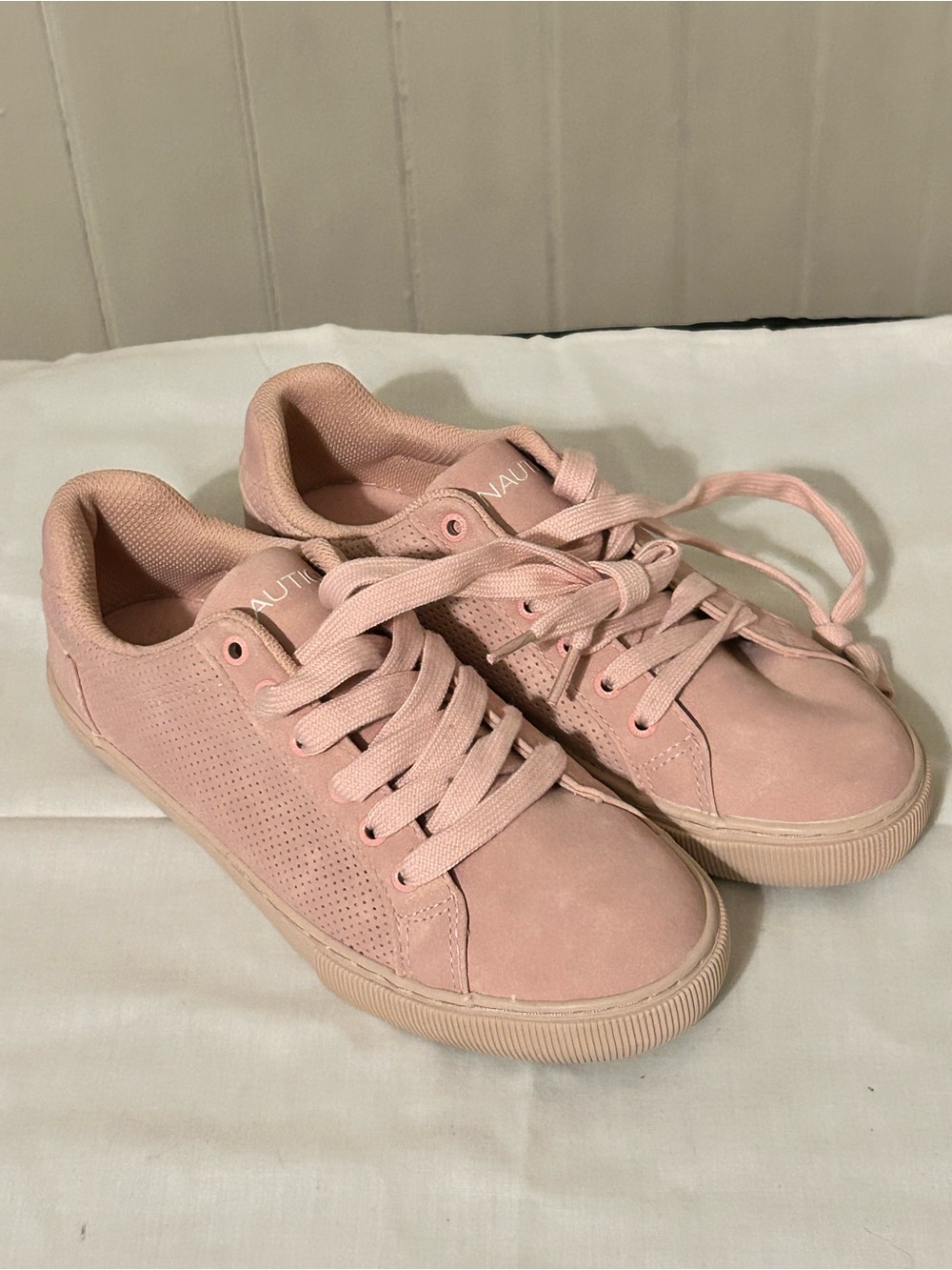 NWT Nautica Women’s Steam Sneakers Faux Suede Mineral Pink Size 6.5